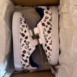 ADIDAS X MARVEL VULCRAID3R SPIDER-MAN HOOK-AND-LOOP SHOES, 8 1/2K, NEVER WORN